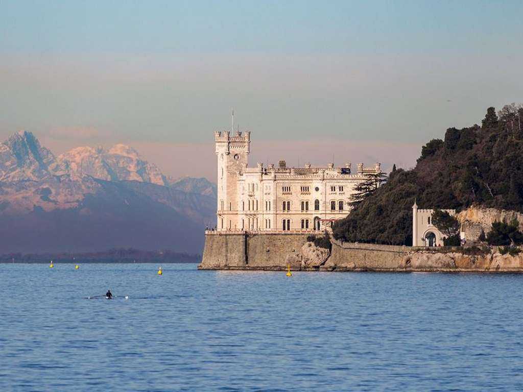 Castelli di Duino e Miramare